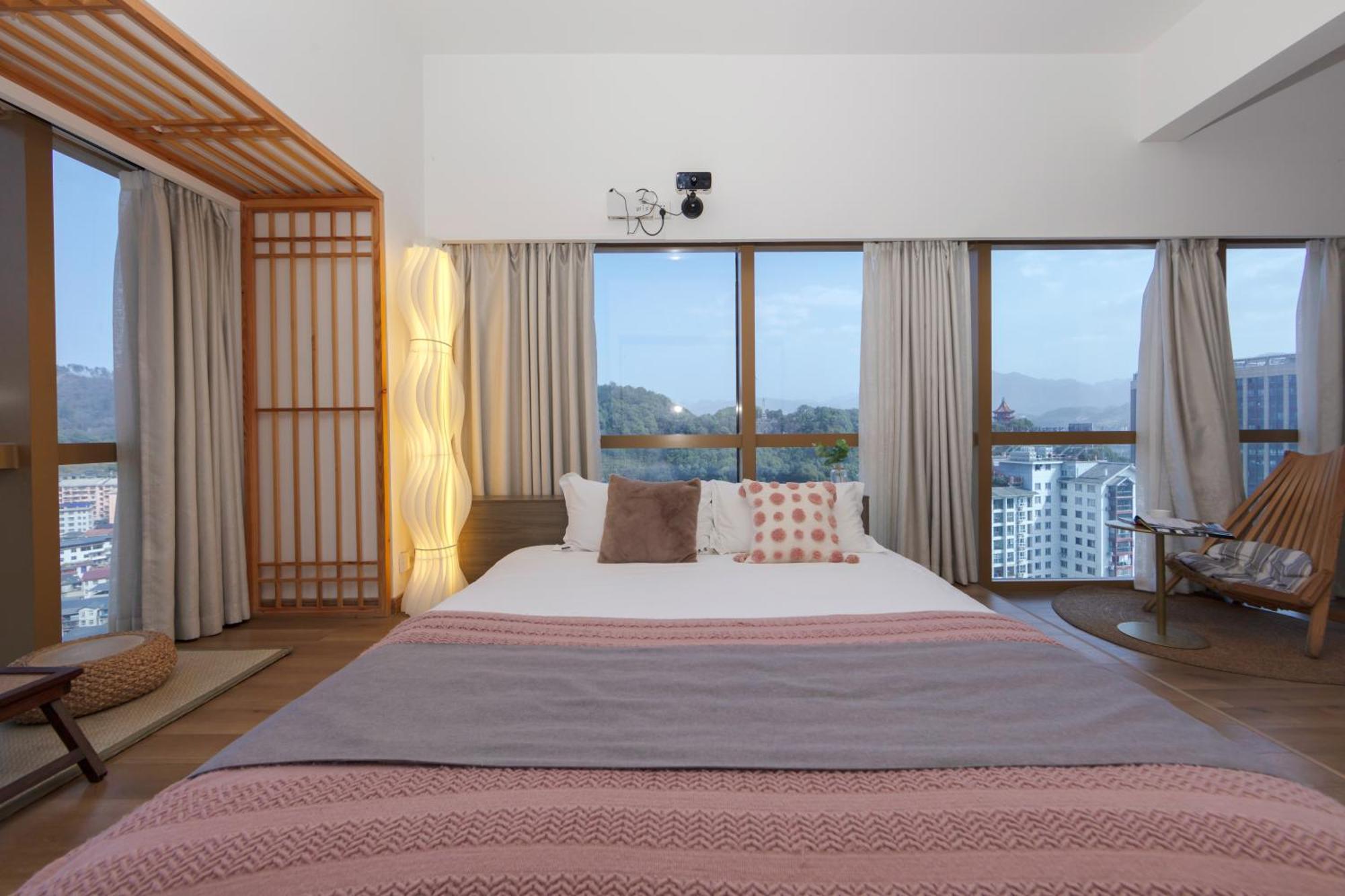 Midsummer Homestay จางเจียเจี้ย ภายนอก รูปภาพ